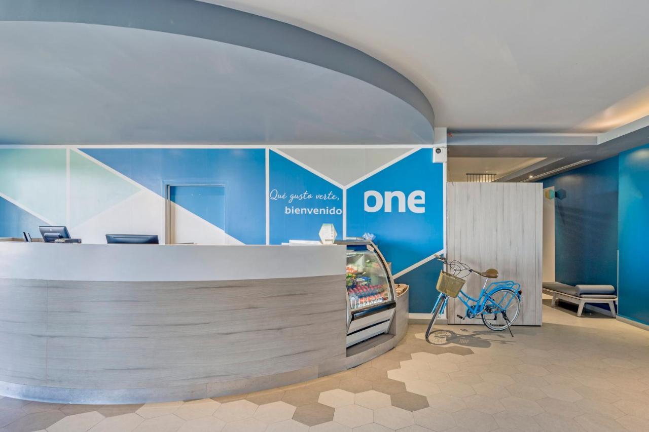 One Puebla Angelopolis Periferico Hotell Eksteriør bilde