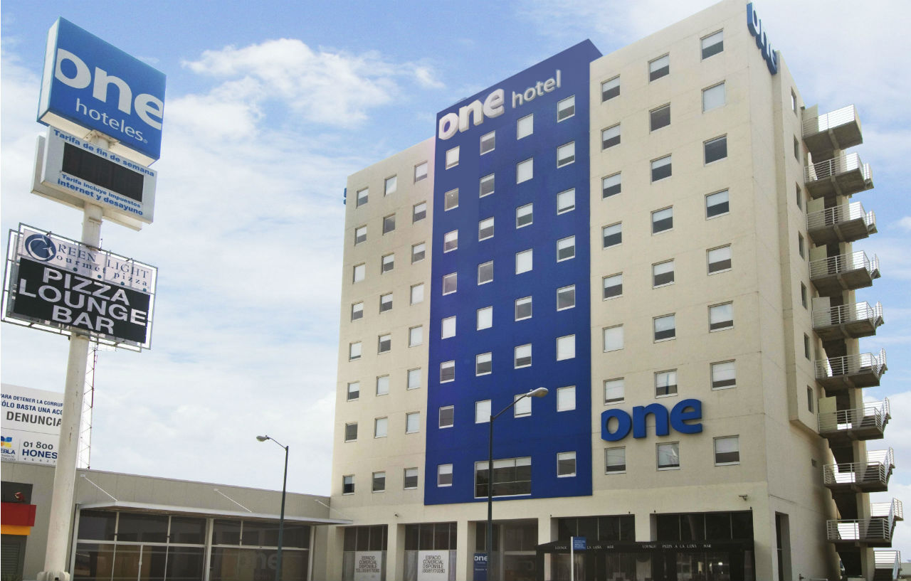 One Puebla Angelopolis Periferico Hotell Eksteriør bilde
